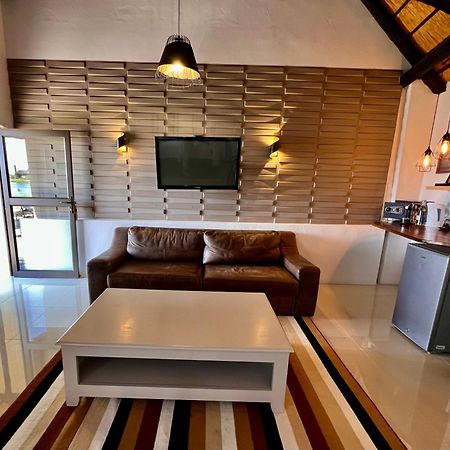 Lapa Lange Game Lodge Mariental Esterno foto
