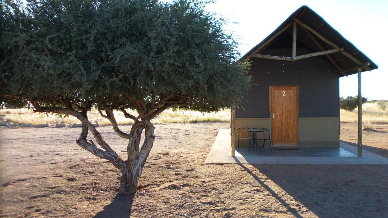 Lapa Lange Game Lodge Mariental Esterno foto