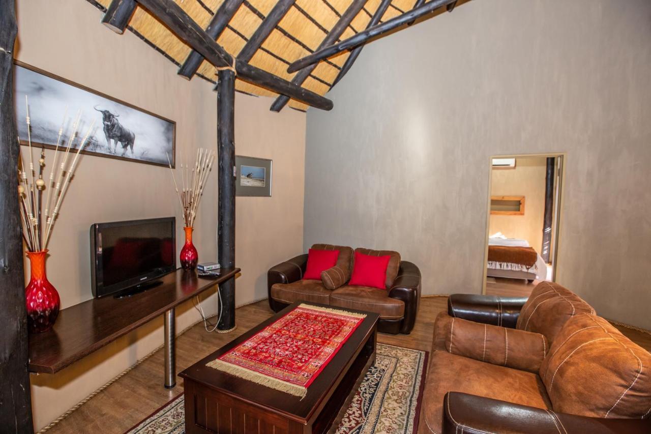 Lapa Lange Game Lodge Mariental Esterno foto