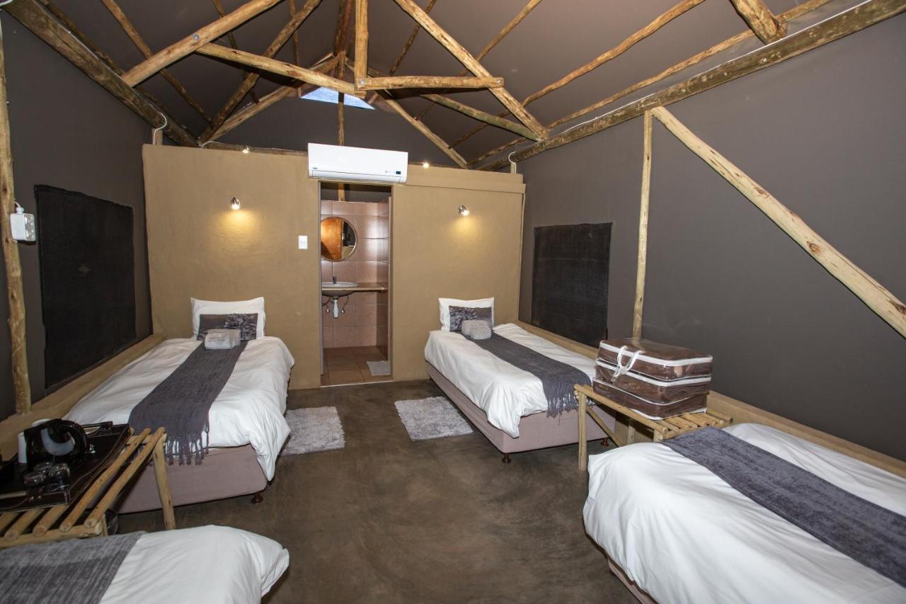 Lapa Lange Game Lodge Mariental Esterno foto