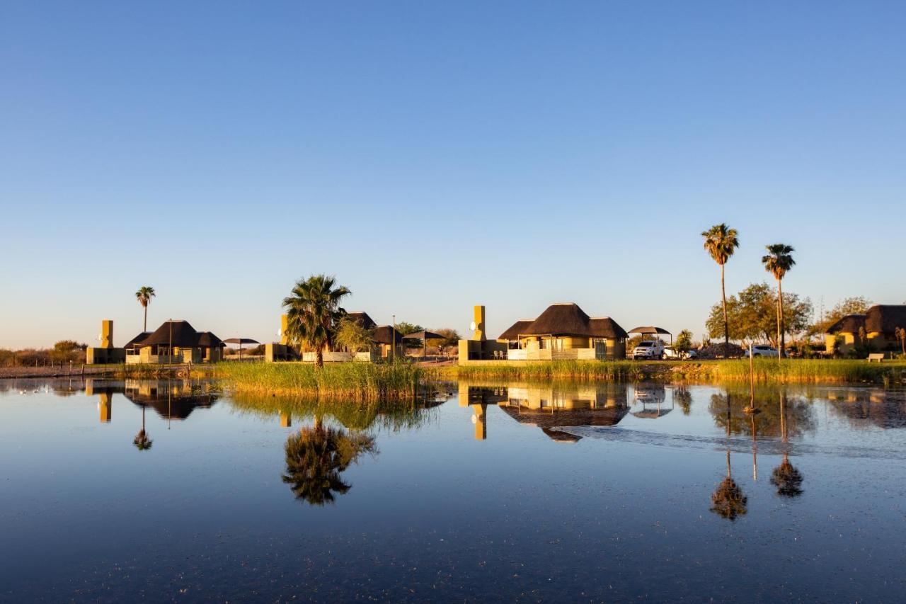Lapa Lange Game Lodge Mariental Esterno foto