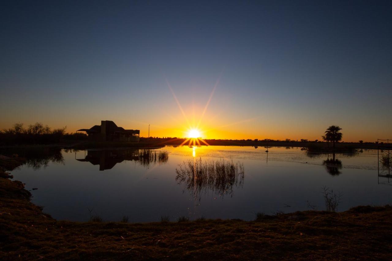 Lapa Lange Game Lodge Mariental Esterno foto