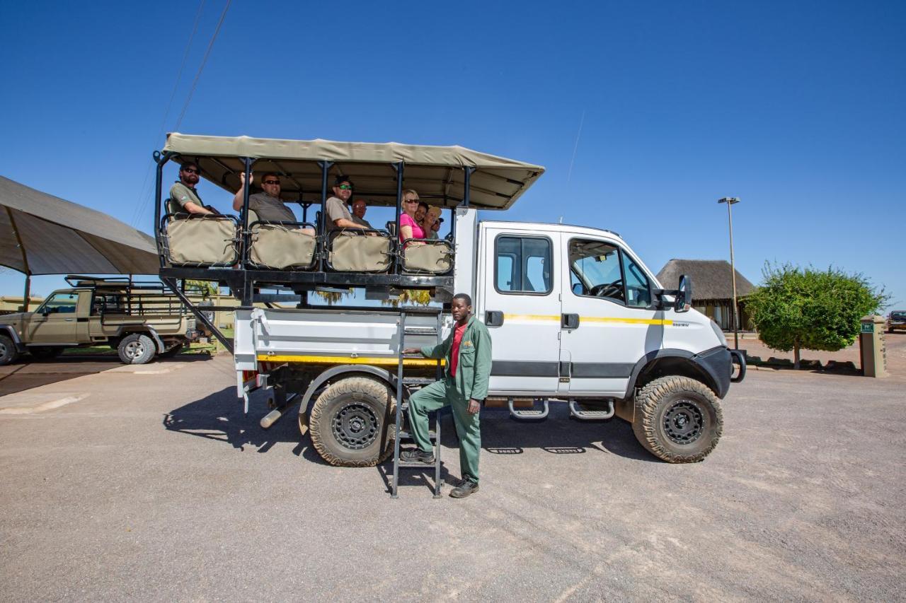 Lapa Lange Game Lodge Mariental Esterno foto